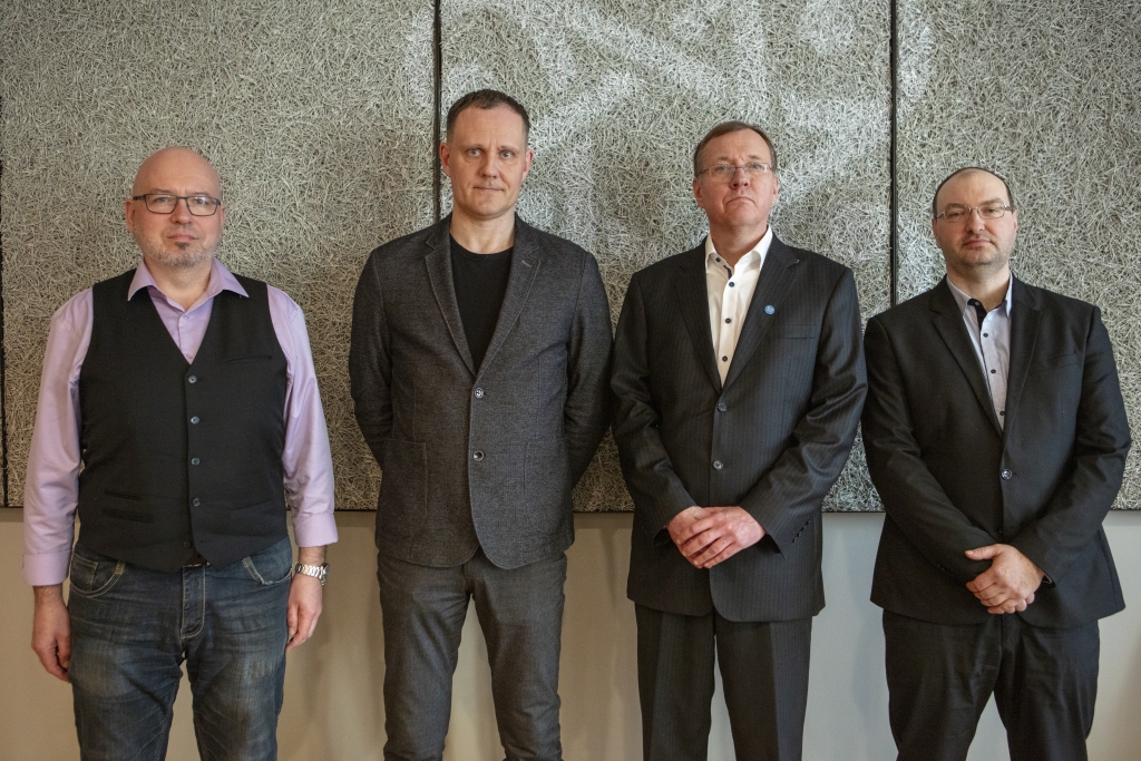 Elva vallavalitsus jätkab neljaliikmelisena. Vasakult abivallavanemad Juhani Jaeger, Marek Pihlak, vallavanem Aare Anderson ja abivallavanem Meelis Kask. 